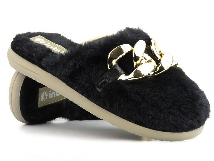 Futerkowe kapcie damskie z łańcuchem - INBLU EK-06, czarne