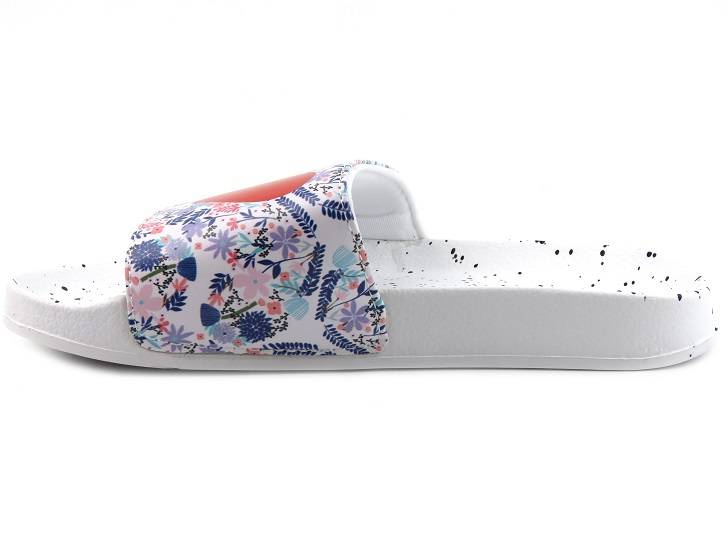 Klapki damskie z napisem LOVE - BIG STAR DD274A256, białe