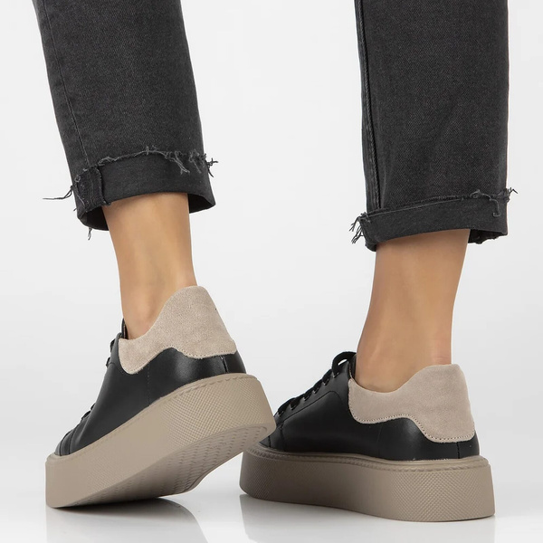 Skórzane sneakersy damskie na platformie-Filippo DP6119/24, czarno-beżowe