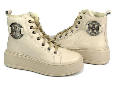 Botki damskie na platformie - Waldi 1174, kremowe