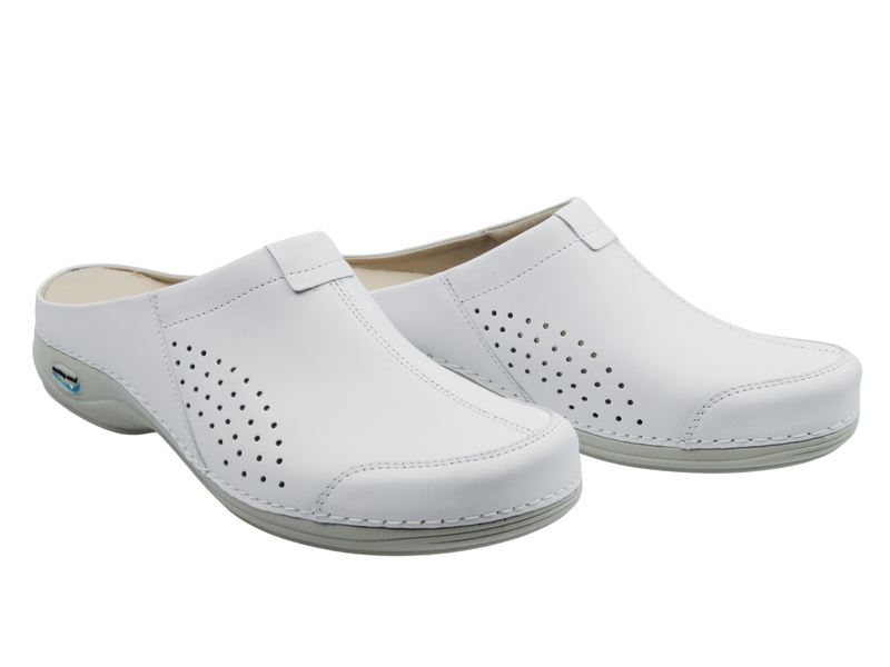 Klapki męskie medyczne, skórzane - Nursing Care WG3A10, białe