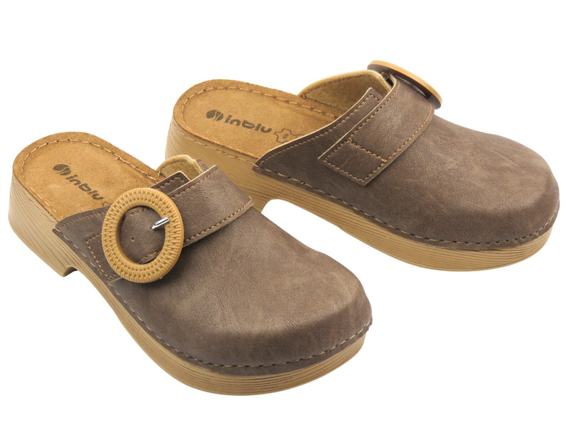 Klapki damskie, chodaki na delikatnym obcasie - INBLU TF-01, brązowe