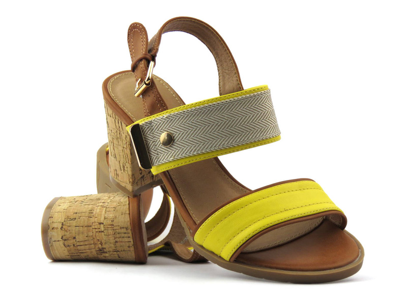 Sandały damskie na słupku - Jezzi, 20SD35-1826, żółte