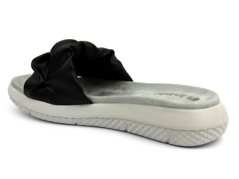 Klapki damskie ze zdobioną cholewką - INBLU TT-22, czarne