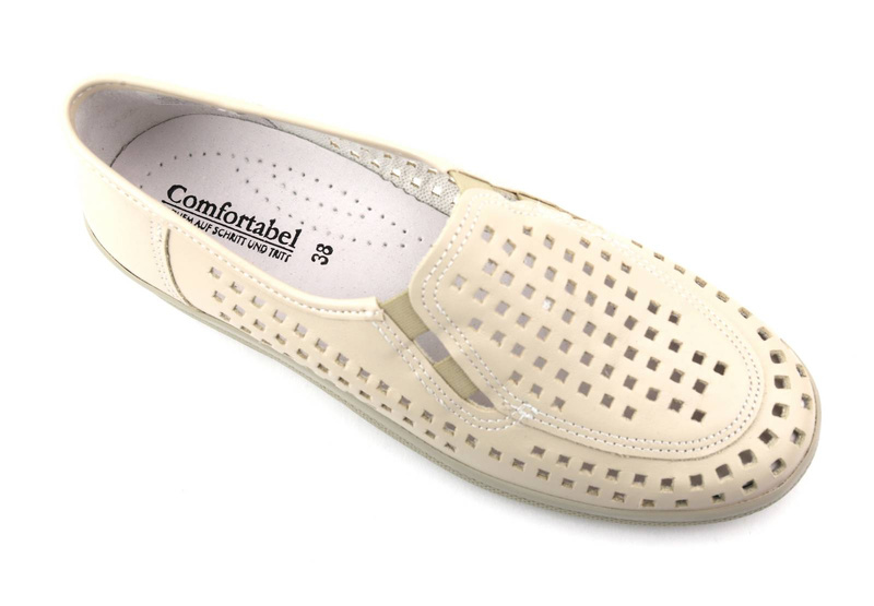 Wygodne półbuty damskie ażurowe - COMFORTABEL 941637-81