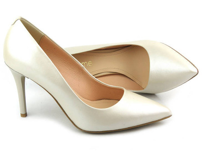 Eleganckie szpilki z noskiem w szpic - UNCOME 30001, perłowe