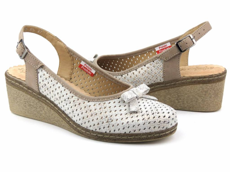 Wygodne sandały damskie na koturnie - Axel 2510, białe