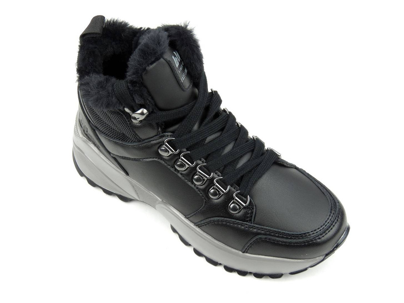 Śniegowce damskie na grubej podeszwie - LEE COOPER LCJ-21-31-0618L, czarne