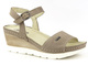 Wygodne sandały damskie na koturnie - Helios Komfort 220, beżowe