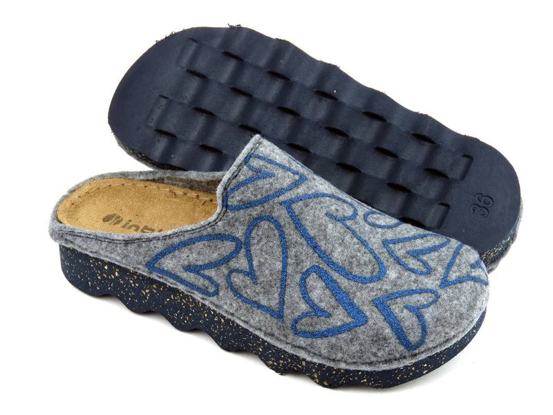 Kapcie damskie z ekologicznego filcu - INBLU DK-07, szare w serca