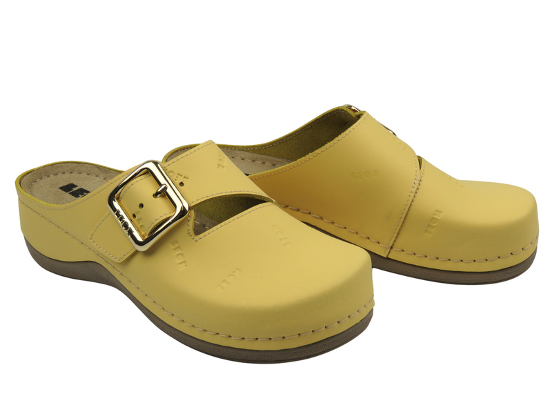 Skórzane klapki damskie żółte Leon 933