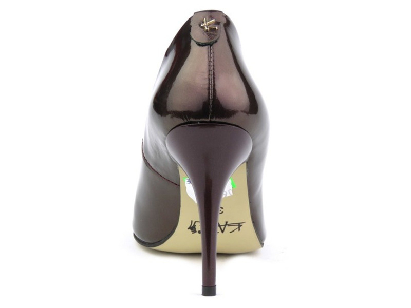 Lakierowane szpilki z noskiem w szpic - Kati 700, bordowe