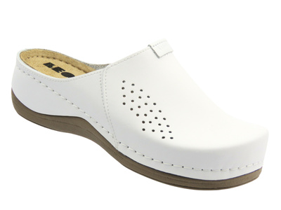 Skórzane klapki damskie białe Leon 930