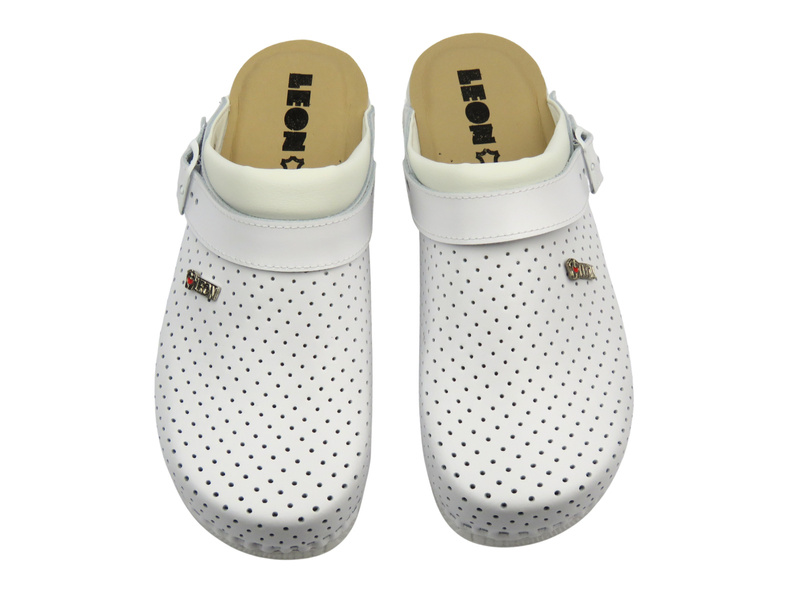 Skórzane klapki damskie białe Leon 3300