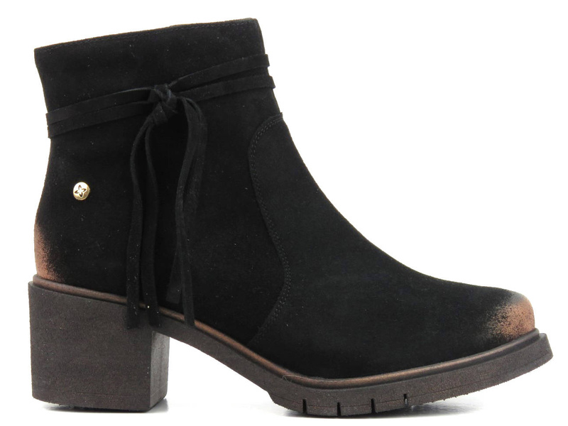 Zamszowe botki damskie na obcasie - MACIEJKA 05720-01, czarne