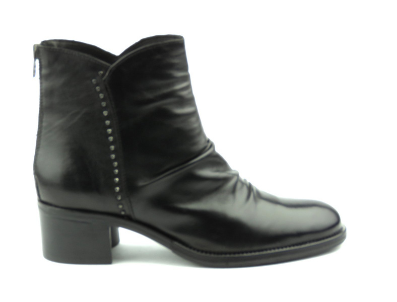 Skórzane botki damskie w stylu retro - Venezia 563006FY, czarne