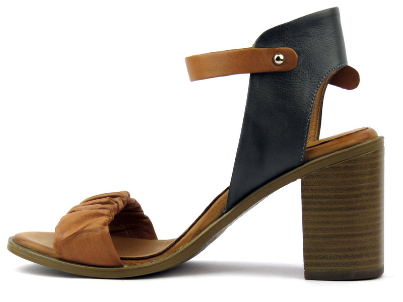 Sandały damskie na słupku - VENEZIA 030170903, brązowo-czarne