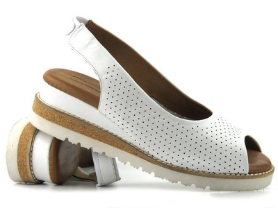 Sandały damskie na koturnie - Artiker 50C0862, białe