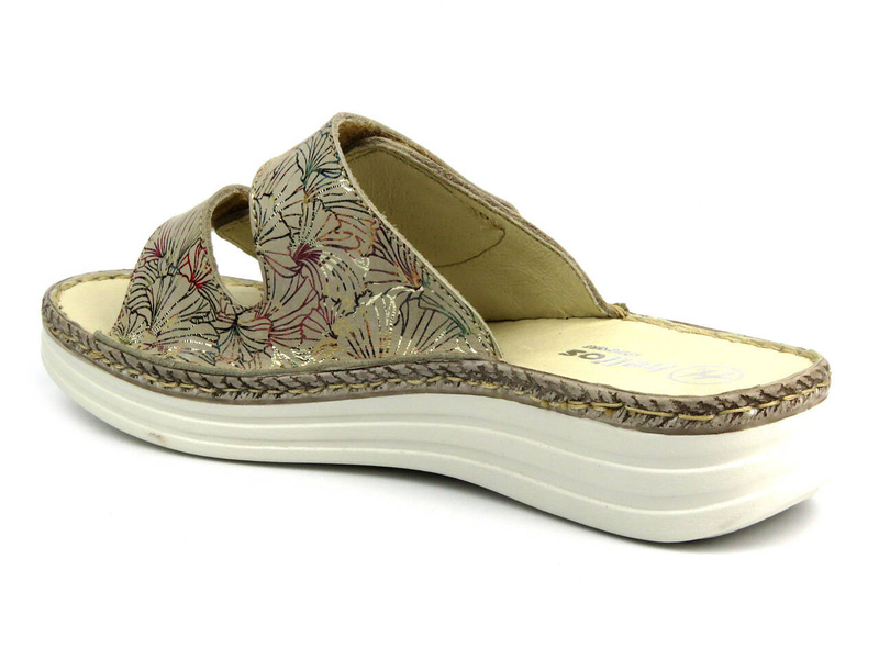 Wygodne, miękkie klapki damskie HELIOS Komfort 122, złoty