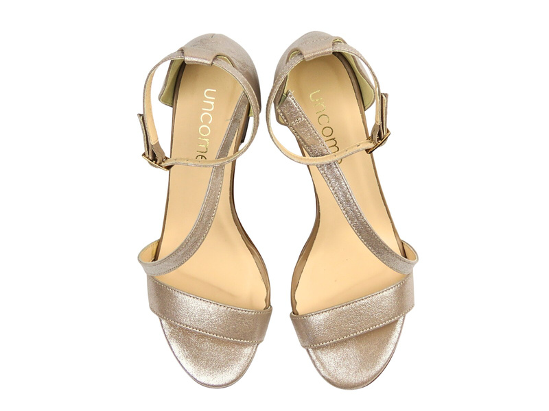 Eleganckie damskie sandały na słupku Uncome 26119, beżowe