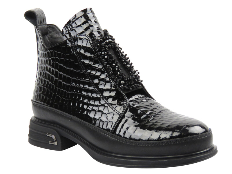 Eleganckie botki damskie Cambell 25-60320, czarny lakier