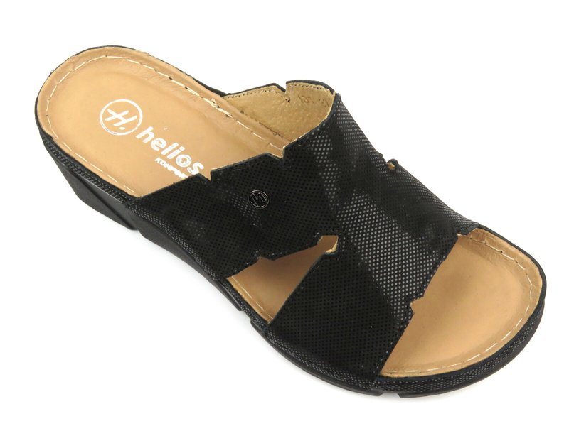 Wygodne, miękkie klapki damskie HELIOS Komfort 131, czarny