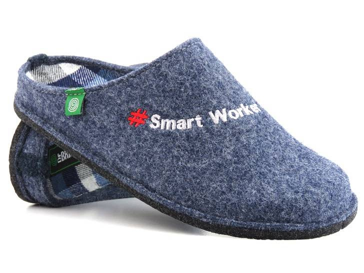 Filcowe kapcie męskie z napisem #Smart Worker - BRINKMANN 220018-05, niebieskie