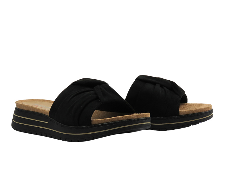 Klapki damskie ze skóry ekologicznej czarne Marco Tozzi 2-27501-44