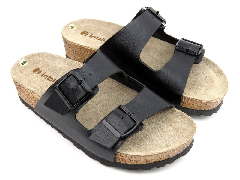 Klapki damskie na grubej podeszwie - INBLU NM-28, czarne