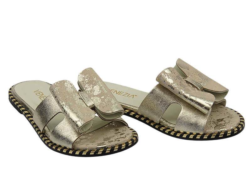 Skórzane złote klapki damskie Venezia L054LEGOOBK034,