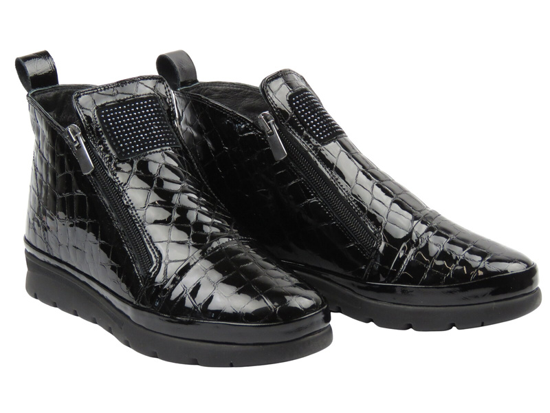 Wygodne botki damskie z lakierowanej skóry Nika Komfort 0630-8410, czarne