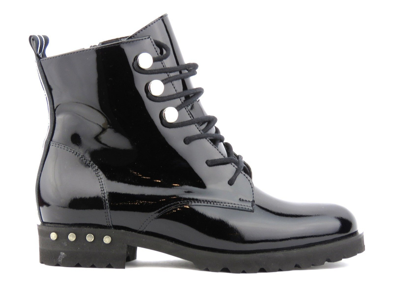 Lakierowane botki damskie polskiej marki Badura 8202, czarne