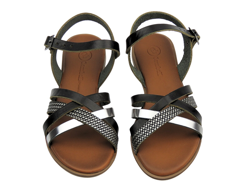 Skórzane sandały damskie zapinane na sprzączkę czarne Cambell 25-64008