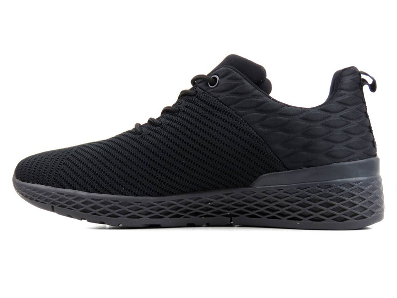 Lekkie sneakersy damskie z miękkiej tkaniny - Marco Tozzi 2-23707-28, czarne