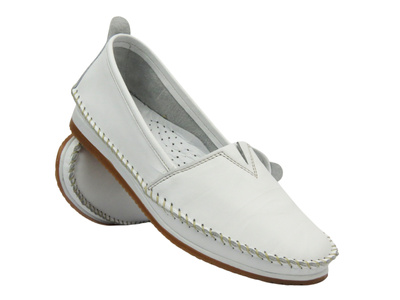 Półbuty damskie - Nika Komfort H-741, białe Polska Marka