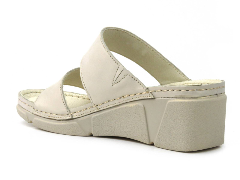 Skórzane klapki damskie na koturnie - HELIOS Komfort 119, złote