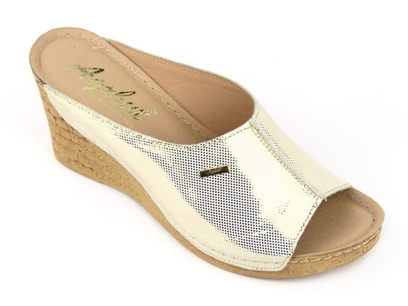 Miękkie klapki damskie na koturnie - Agxbut 500, granatowe