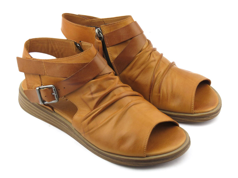 Skórzane sandały damskie z cholewką - VENEZIA 009111, brązowe