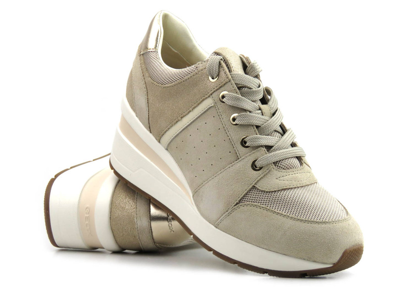 Sneakersy damskie na koturnie - Geox Respira D158LA, beżowe