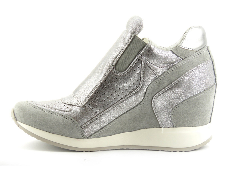 Sneakersy Geox D620QA
