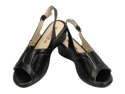 Sandały damskie ze skórzaną wkładką - Unisoft 25SD02-8876, czarne