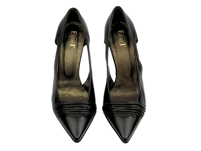 Skórzane czółenka damskie na szpilce - Eksbut 17-0648, czarne