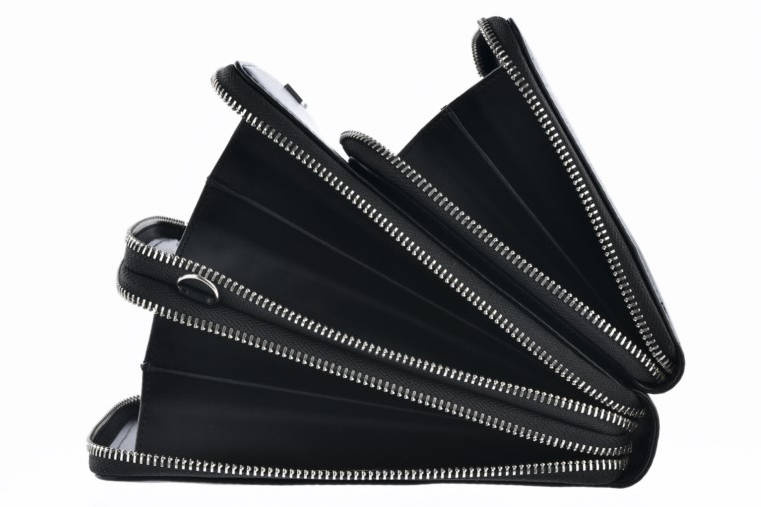 Torebka, saszetka, listonoszka damska BIG STAR GG674004, czarna