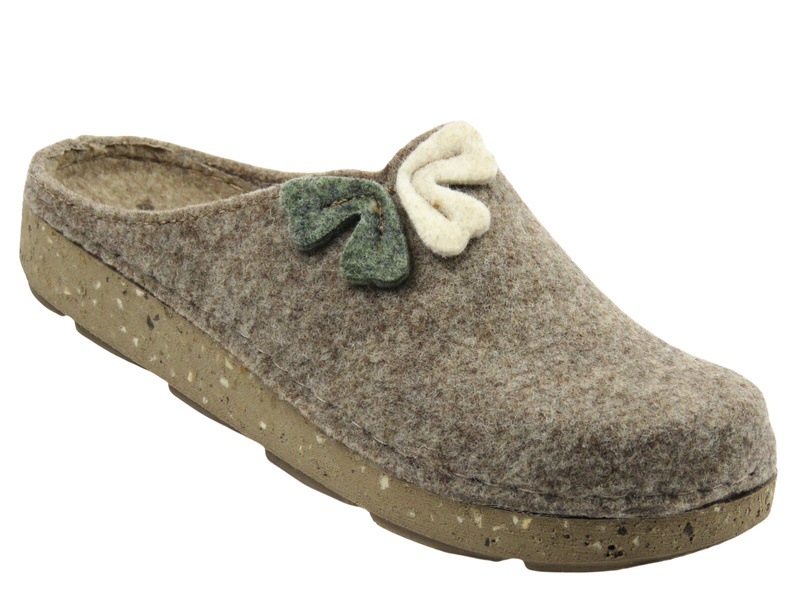 Wygodne kapcie damskie Befado 155D172, jasnobrązowe