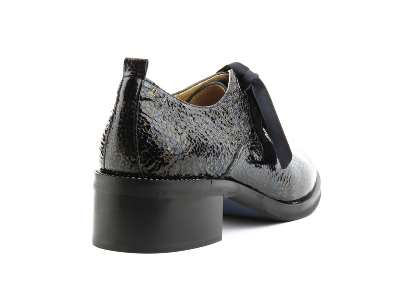 Ekstrawaganckie półbuty, jazzówki damskie Kordel 1749