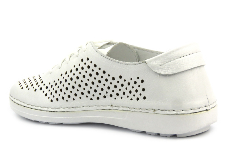 Ażurowe półbuty damskie - Artiker 54C0832, białe
