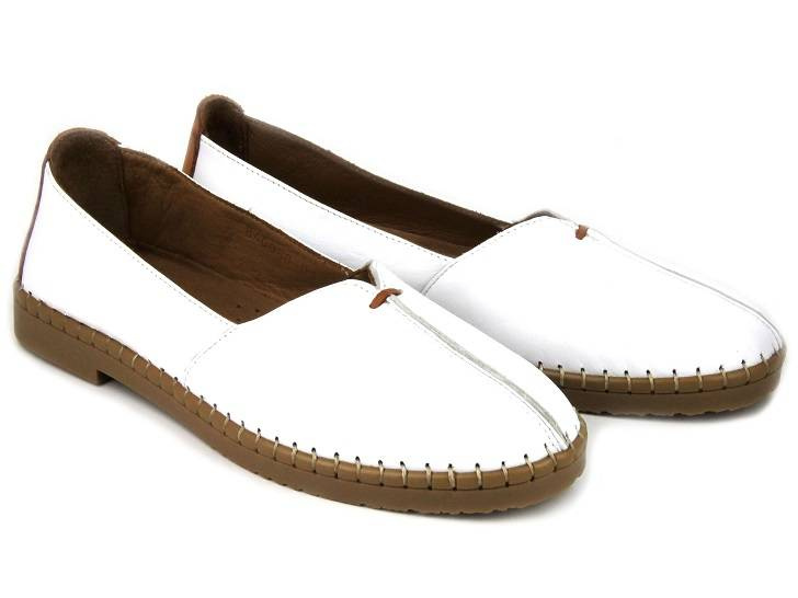Skórzane półbuty, loafersy damskie - MANITU 840080-03, białe
