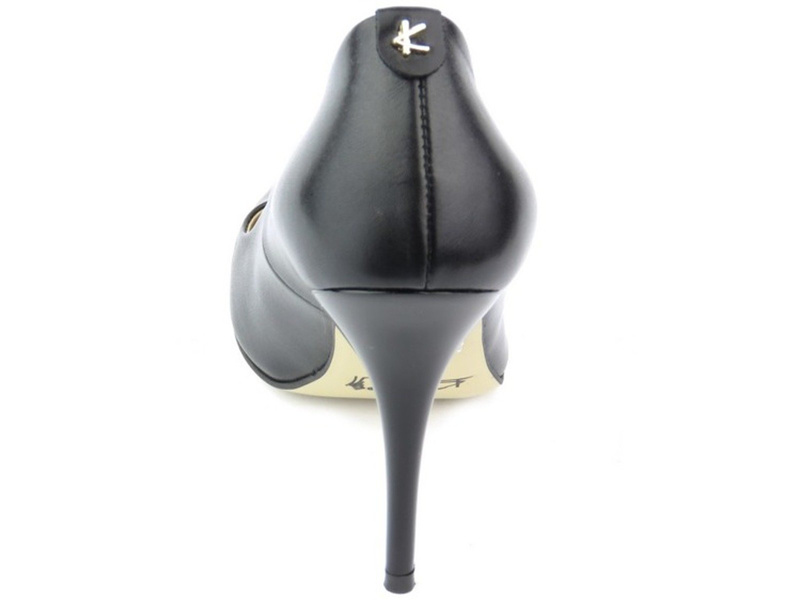 Skórzane szpilki z noskiem w szpic - Kati 700, czarne