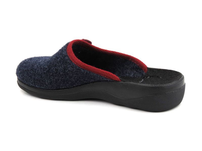 Ciepłe kapcie damskie z kwiatkiem na cholewce - INBLU 064-86, granatowe