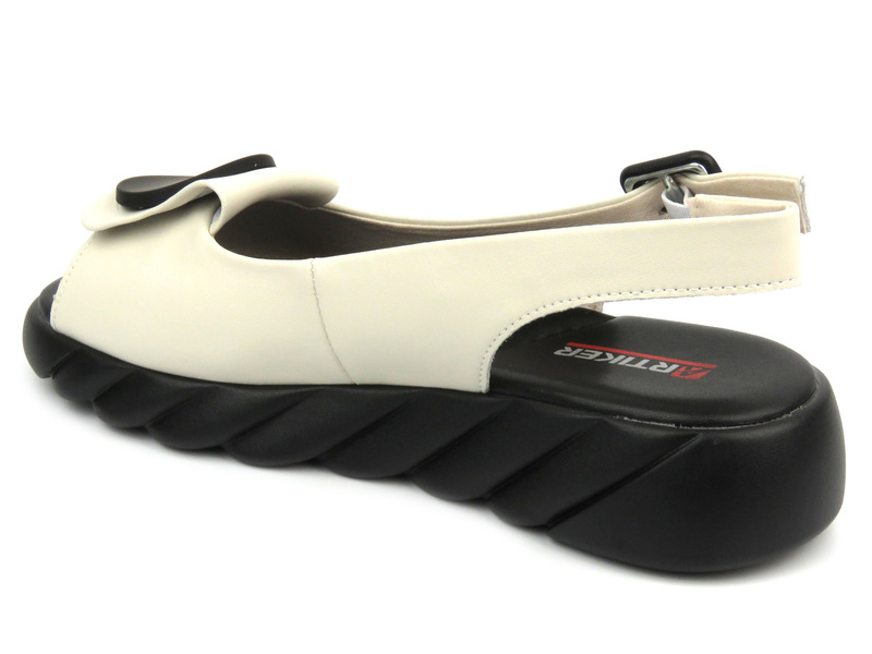 Sandały damskie na wygnej platformie - Artiker 52C1639, beżowe